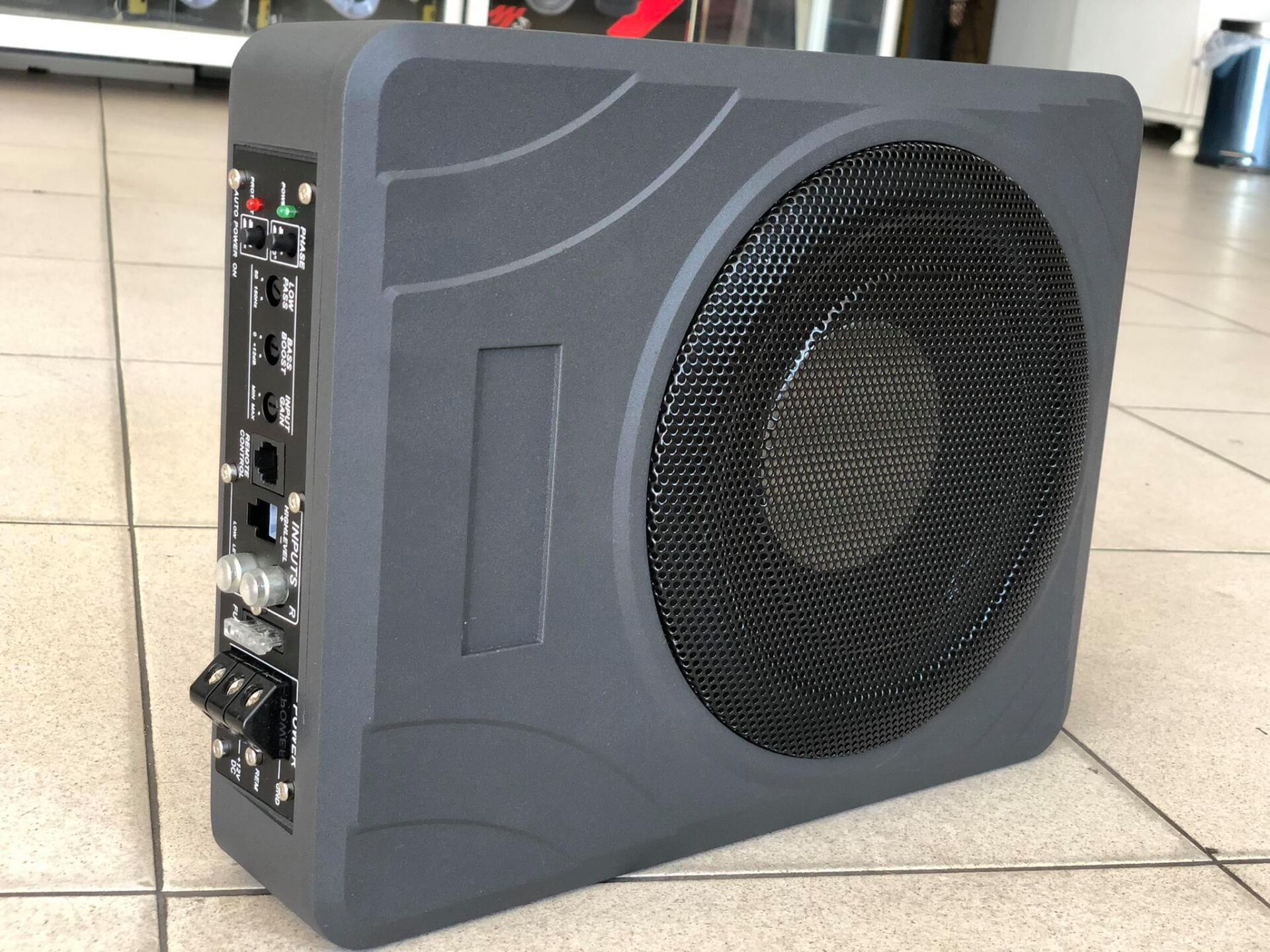 KOLTUK ALTI SUBWOOFER