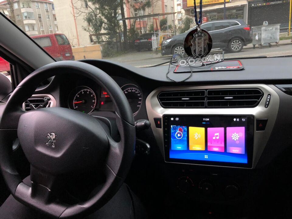 CITROEN C ELYSEE  8 GB RAM 256 GB HAFIZA MULTİMEDYA CARPLAY