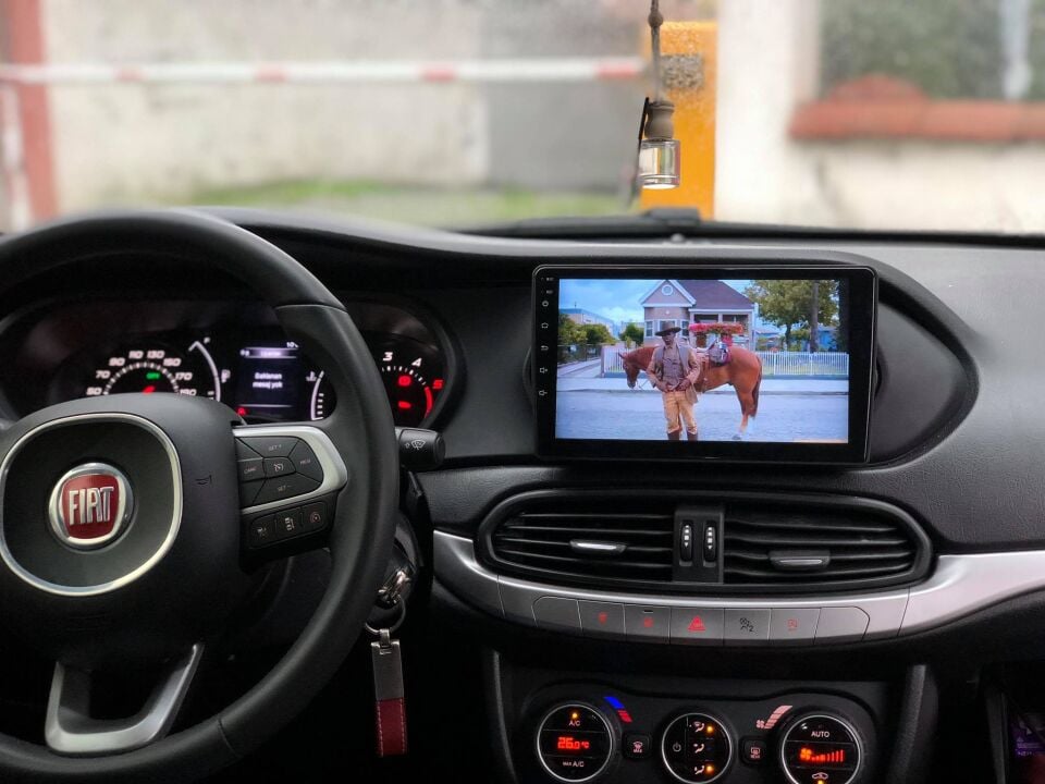 FİAT EGEA 9 INCH 4 GB RAM 64 GB HAFIZA MULTİMEDYA CARPLAY