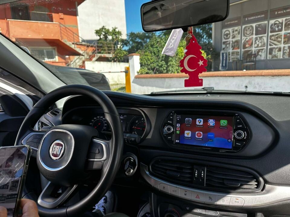 FİAT EGEA 7 INCH 4 GB RAM 64 GB HAFIZA MULTİMEDYA CARPLAY
