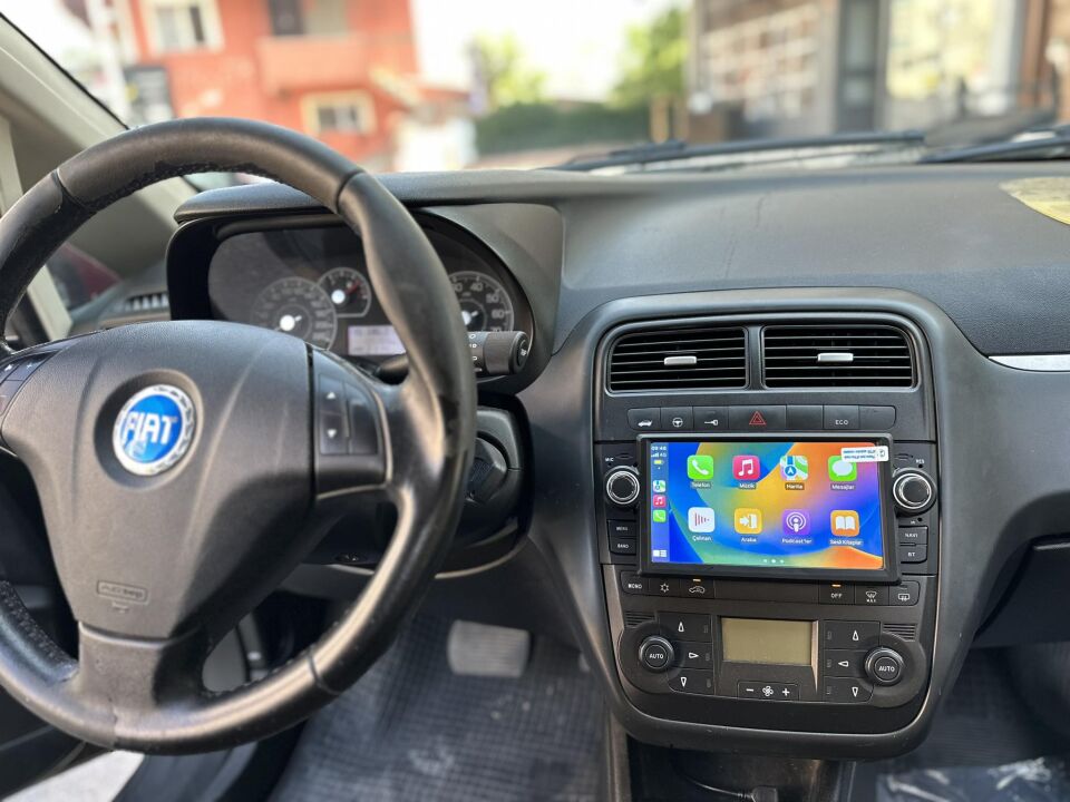 FİAT LİNEA ESKİ KASA 4 GB RAM 64 GB HAFIZA MULTİMEDYA CARPLAY