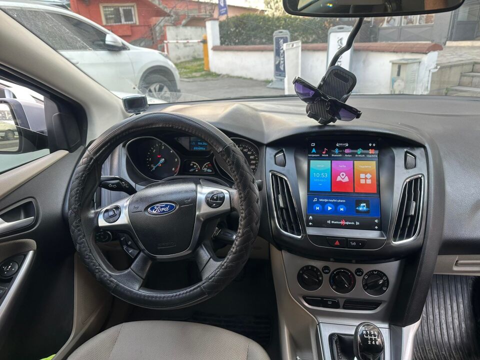 FORD FOCUS 3 FOCUS 4 TESLA MODEL  8 GB RAM 256 GB HAFIZA MULTİMEDYA CARPLAY