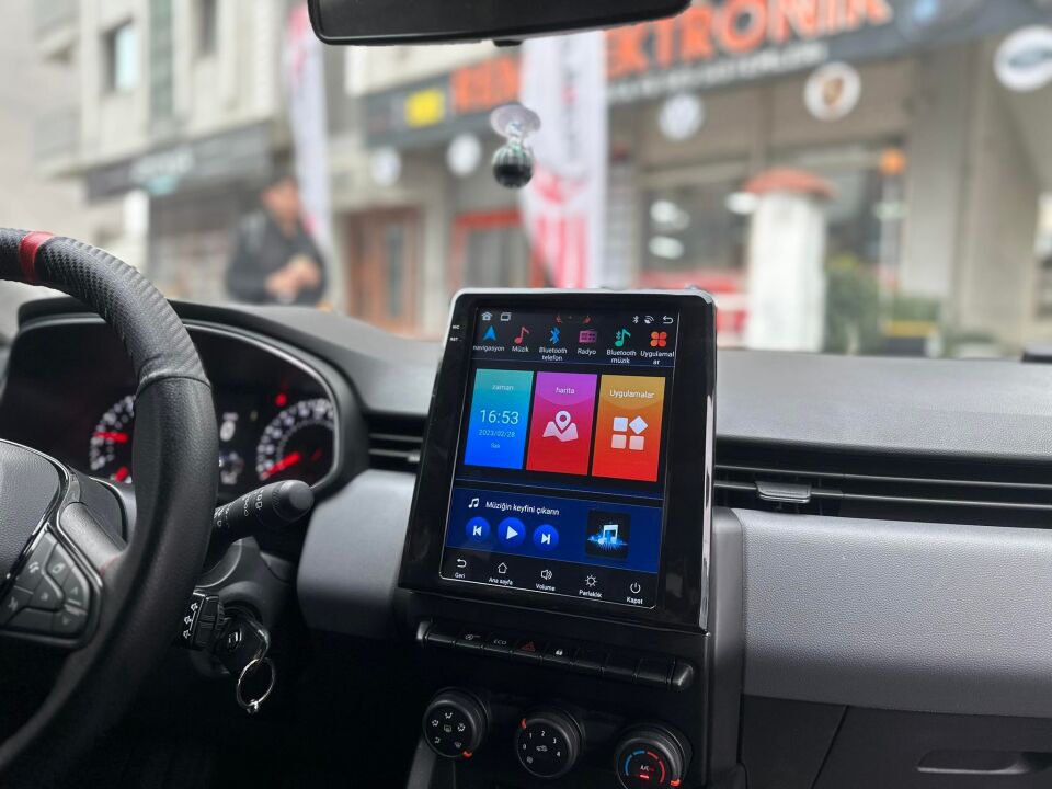 RENAULT CLİO 5 TESLA  8+256