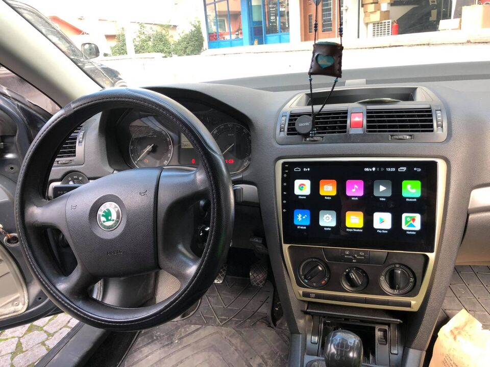 SKODA OCTAVİA 2006-2013