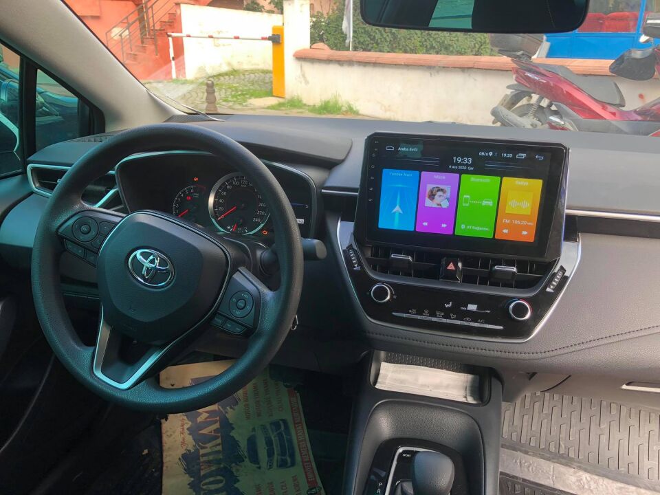 TOYOTA COROLLA 2019 - 2021 6 GB