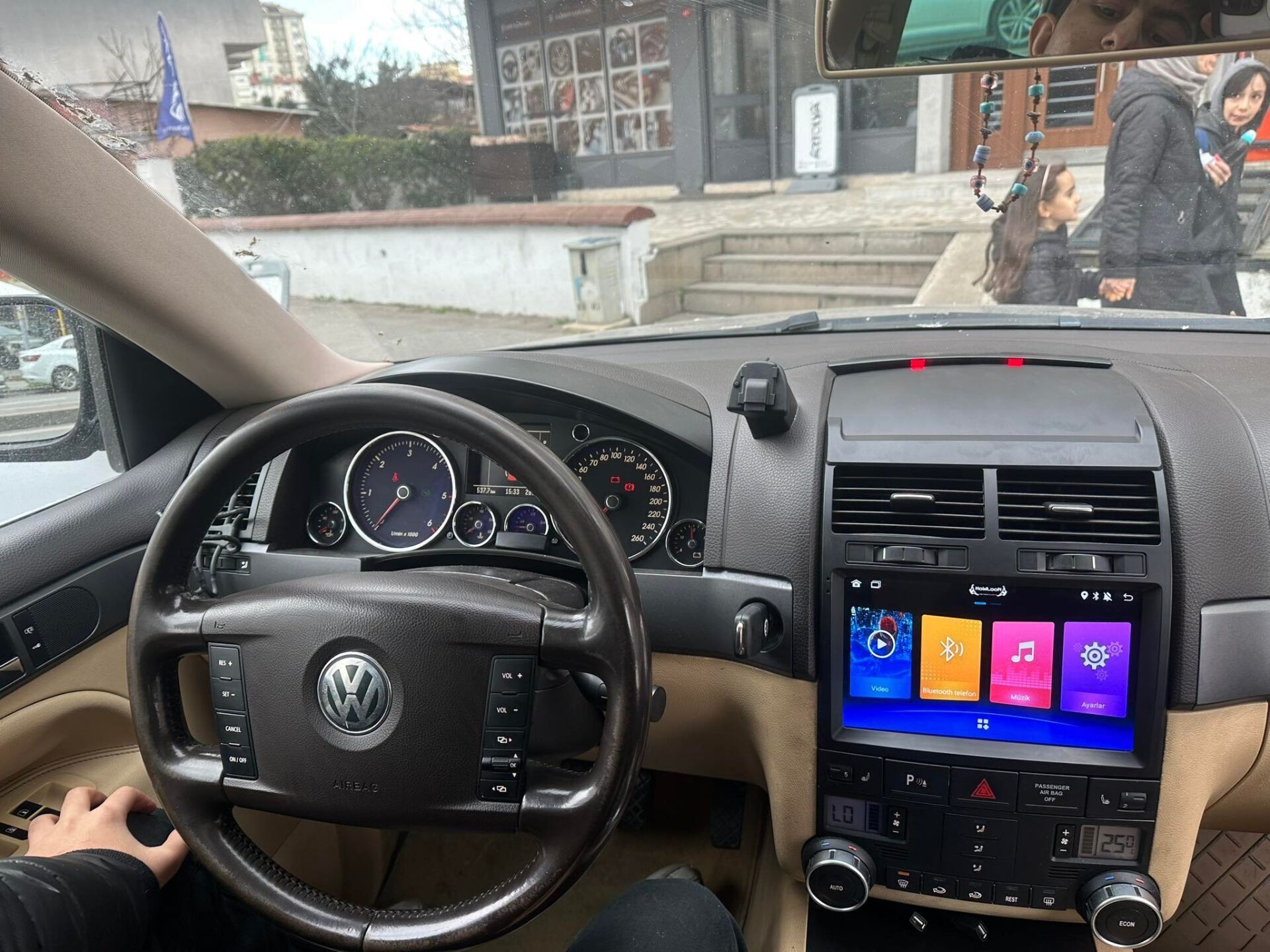 VOLKSWAGEN TOURAGE 2005-2010 8 GB RAM + 256 GB Hafıza Multimedya