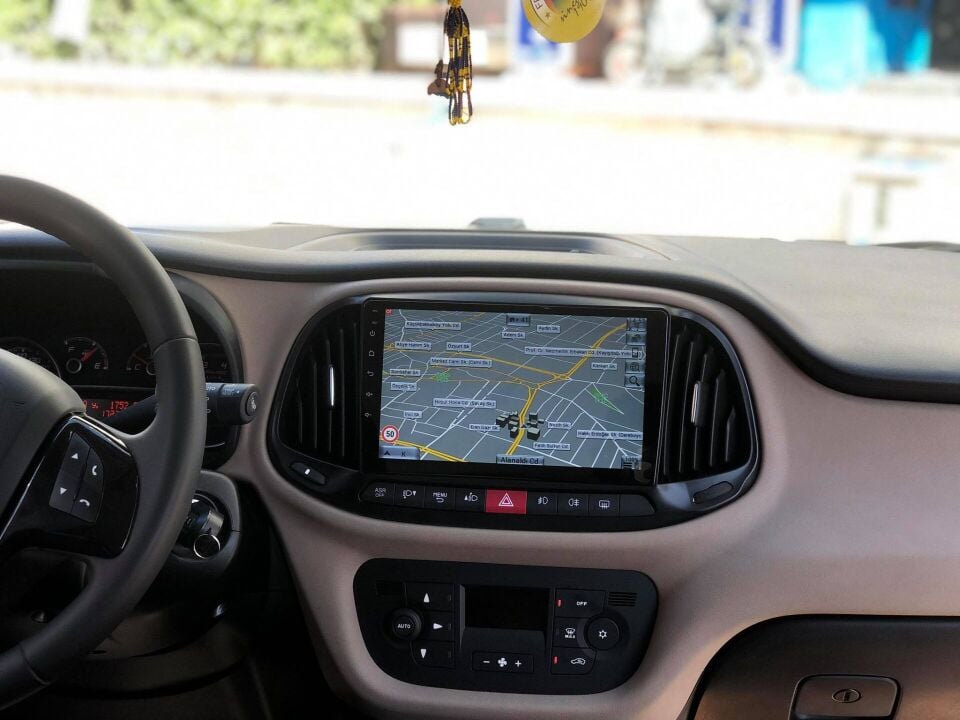FİAT DOBLO 2015 - 2023 8 GB RAM 256 GB HAFIZA MULTİMEDYA CARPLAY