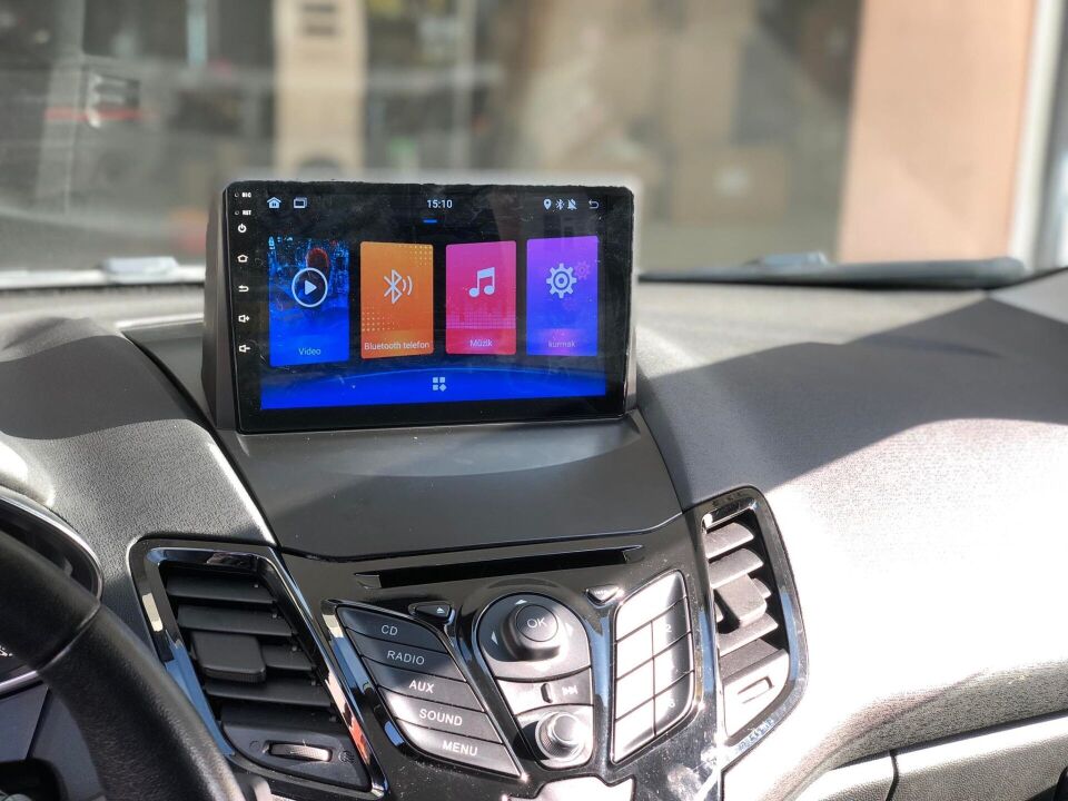 FORD FİESTA 9 INCH 6 GB RAM 128 GB HAFIZA MULTİMEDYA CARPLAY(Kopya)