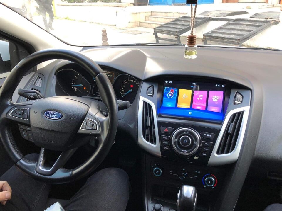 FORD FOCUS 3 FOCUS 4 - 9 INCH 4 GB RAM 64 GB HAFIZA MULTİMEDYA CARPLAY