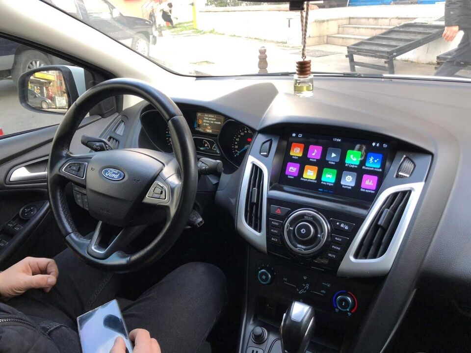 FORD FOCUS 3 FOCUS 4 - 9 INCH 6 GB RAM 128 GB HAFIZA MULTİMEDYA CARPLAY